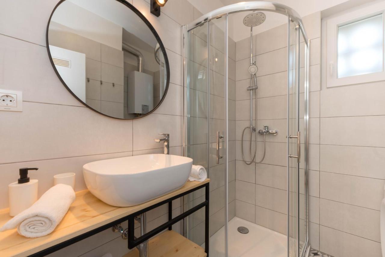 Nona Mileva Apartment بولا المظهر الخارجي الصورة